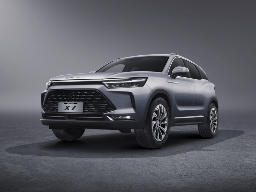 ���� BAIC X7