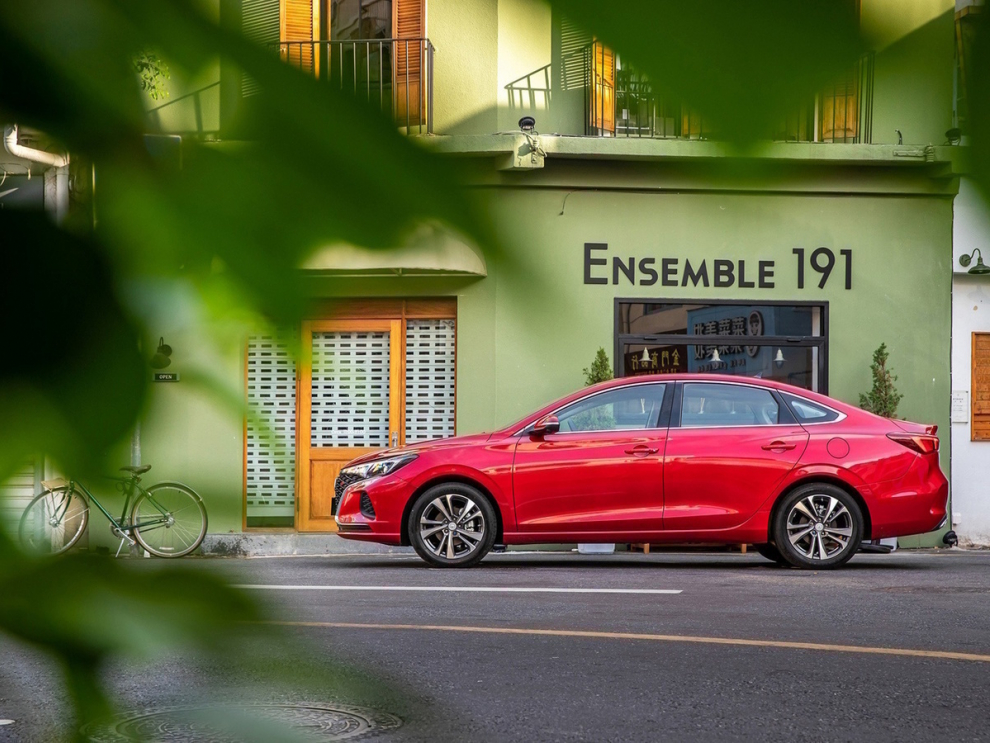 ���� Changan Eado Plus