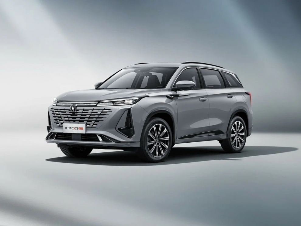 ���� Changan CS75 Plus