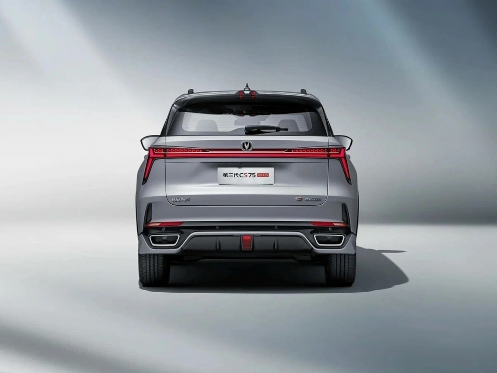 ���� Changan CS75 Plus