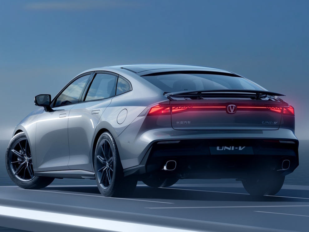 ���� Changan UNI-V