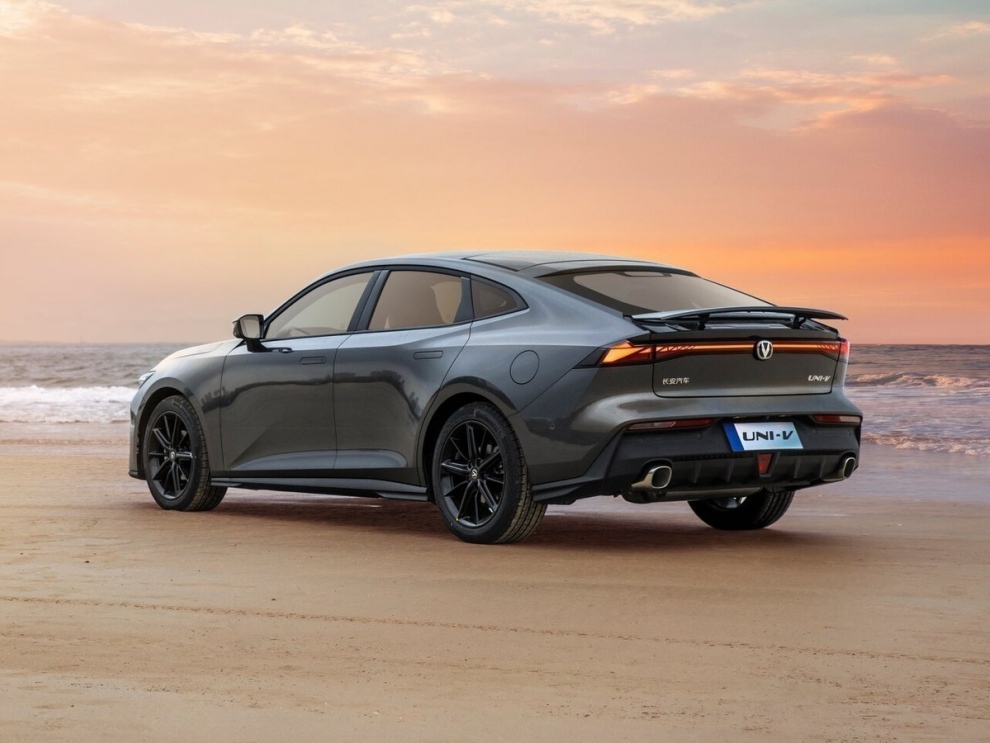 ���� Changan UNI-V