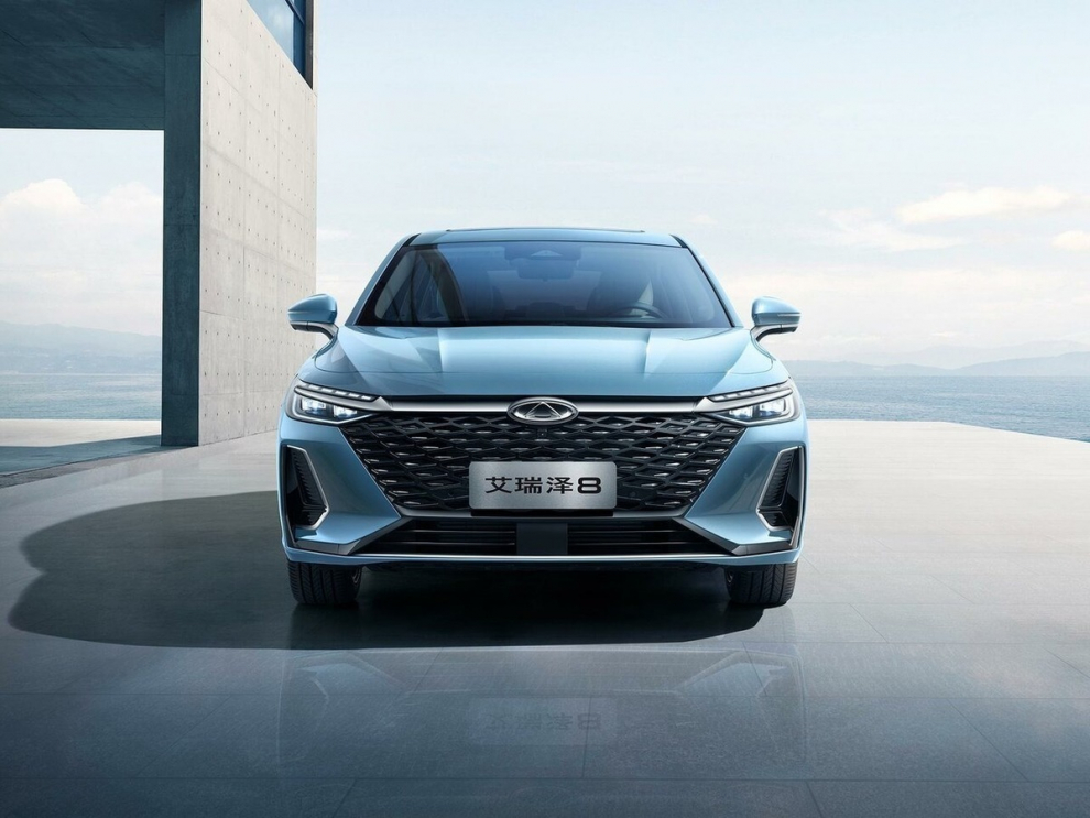 ���� Chery Arrizo 8