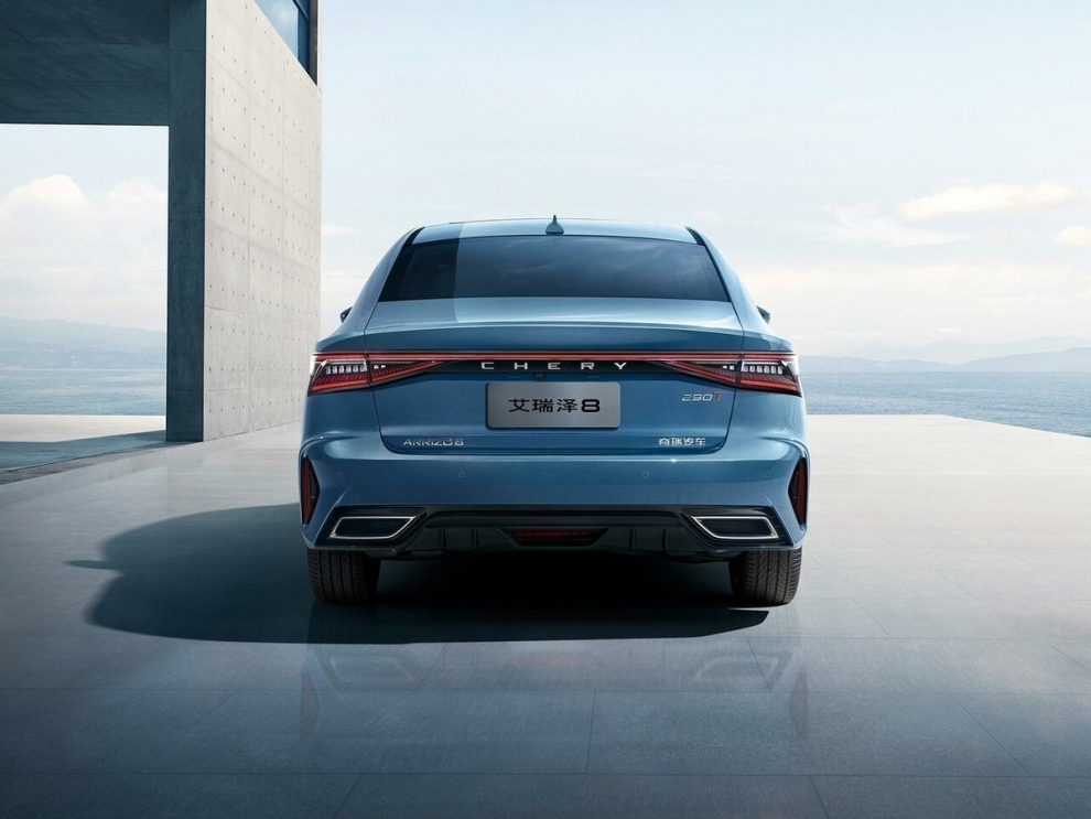 ���� Chery Arrizo 8