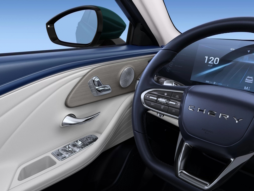 ���� Chery Arrizo 8