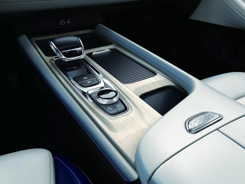 ���� Chery Arrizo 8