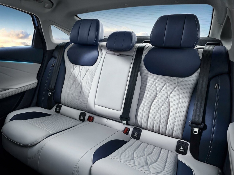 ���� Chery Arrizo 8