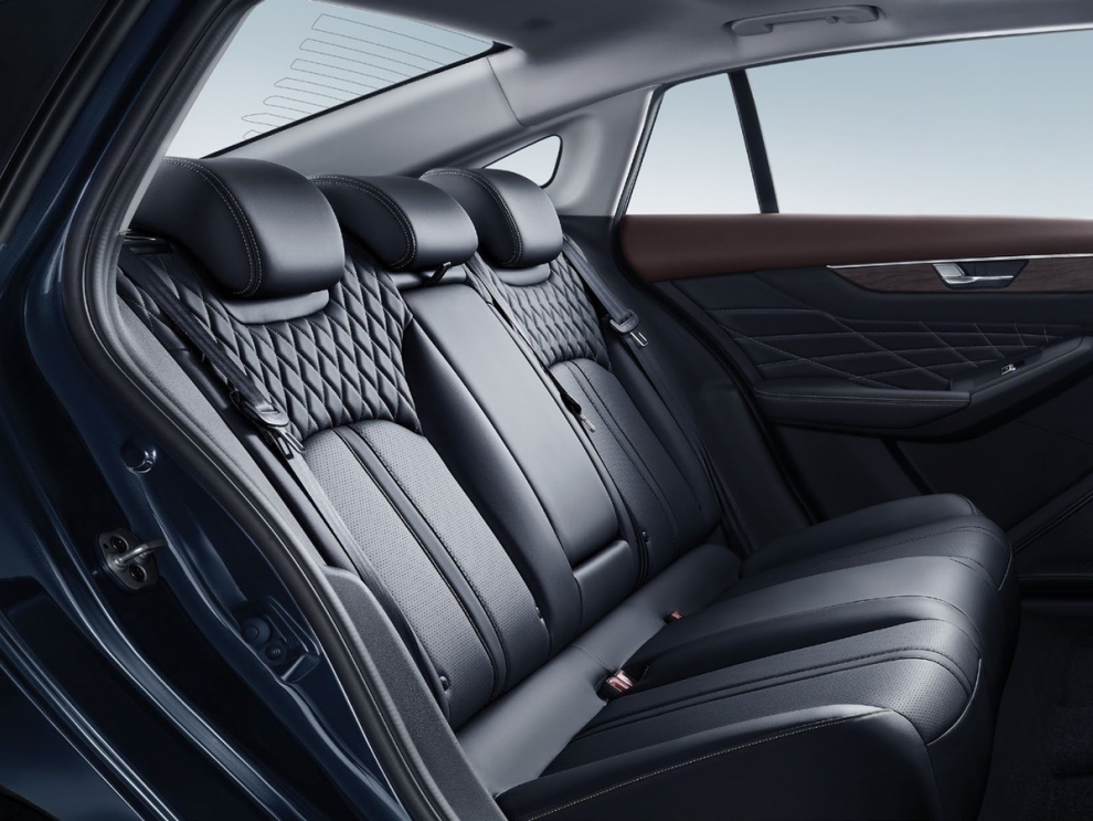 ���� DFM Shine Max