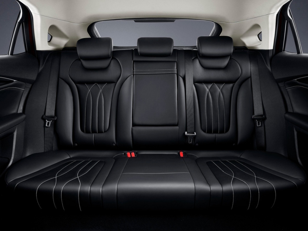 ���� FAW Bestune B70