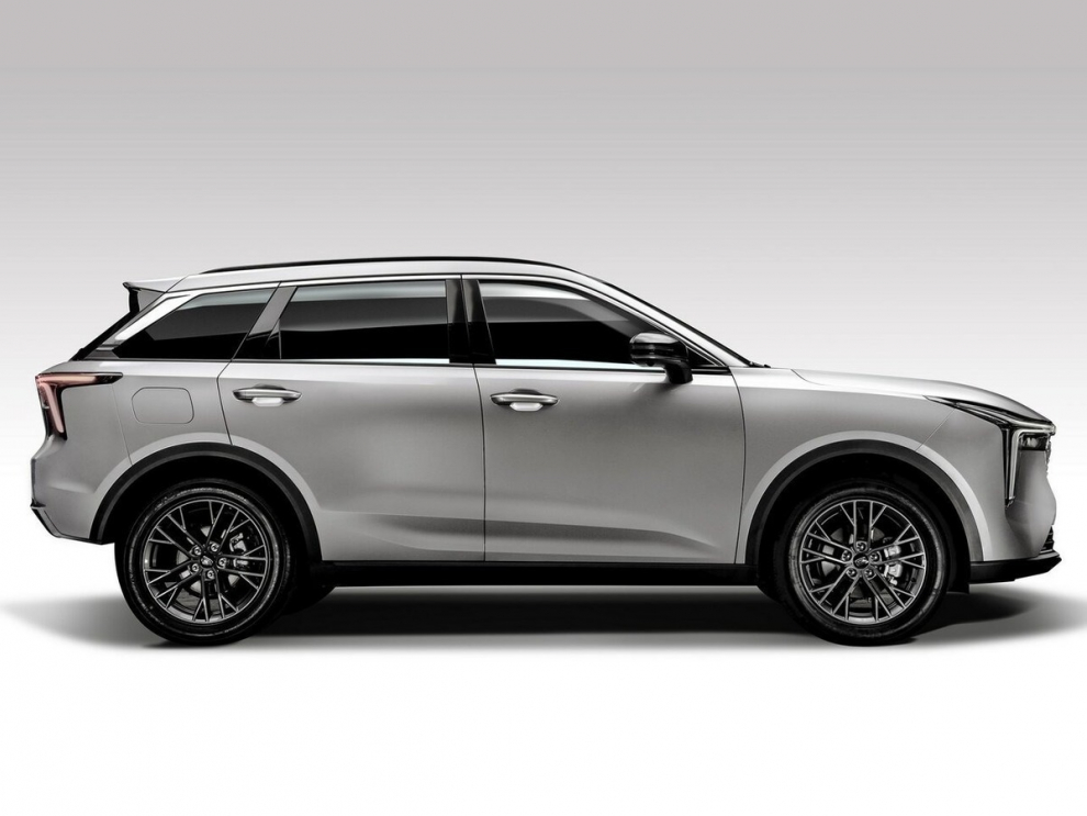 ���� FAW Bestune T55