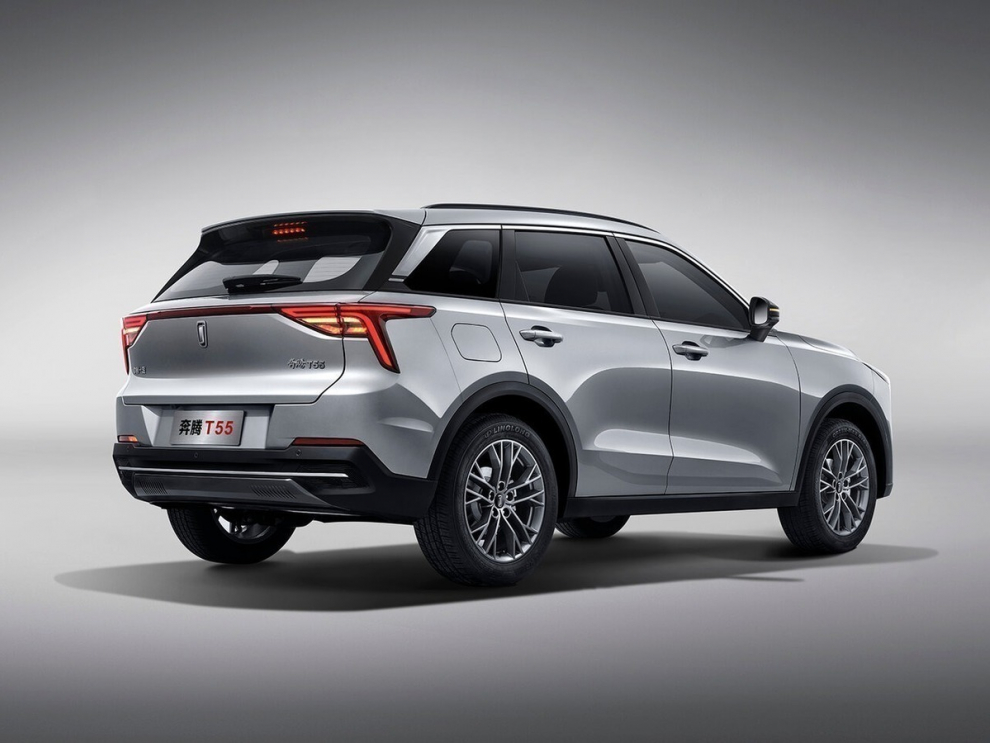 ���� FAW Bestune T55