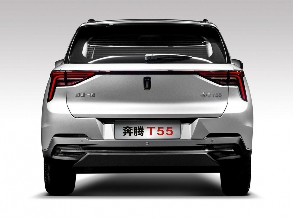 ���� FAW Bestune T55