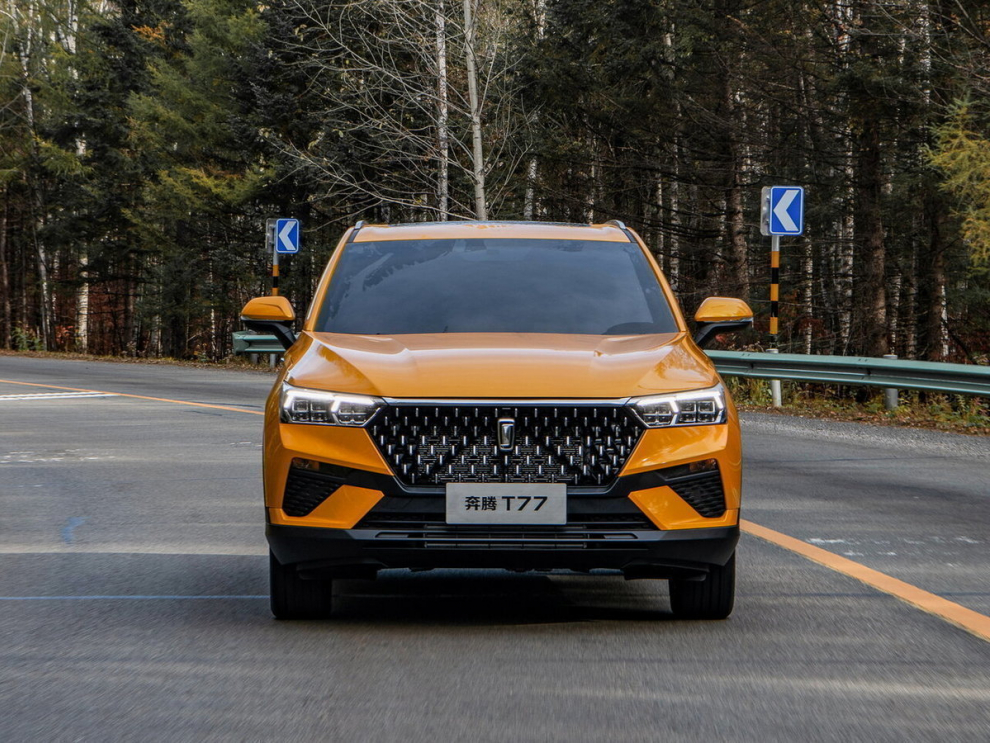 ���� FAW Bestune T77