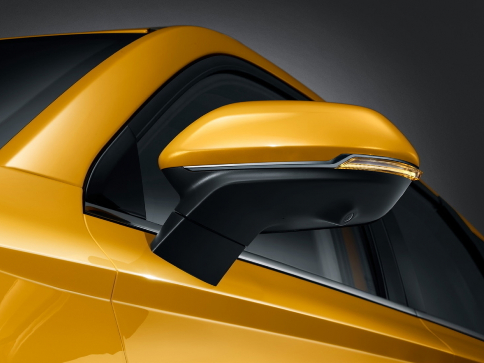 ���� FAW Bestune T77