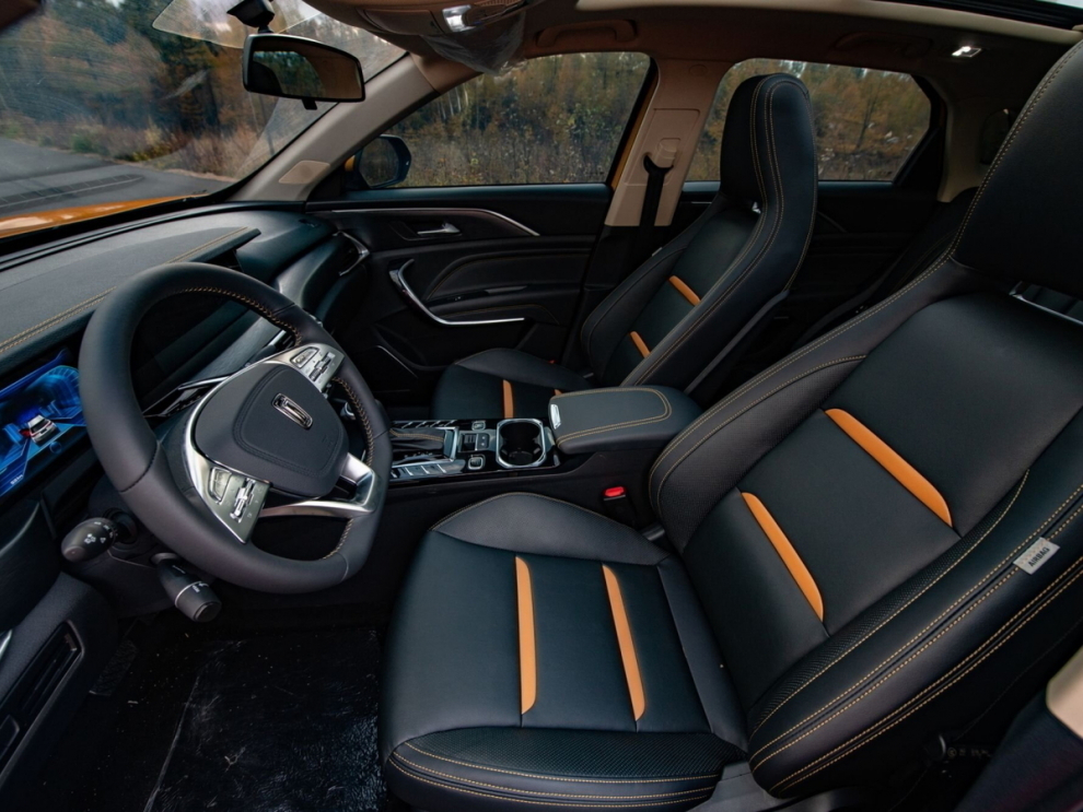 ���� FAW Bestune T77