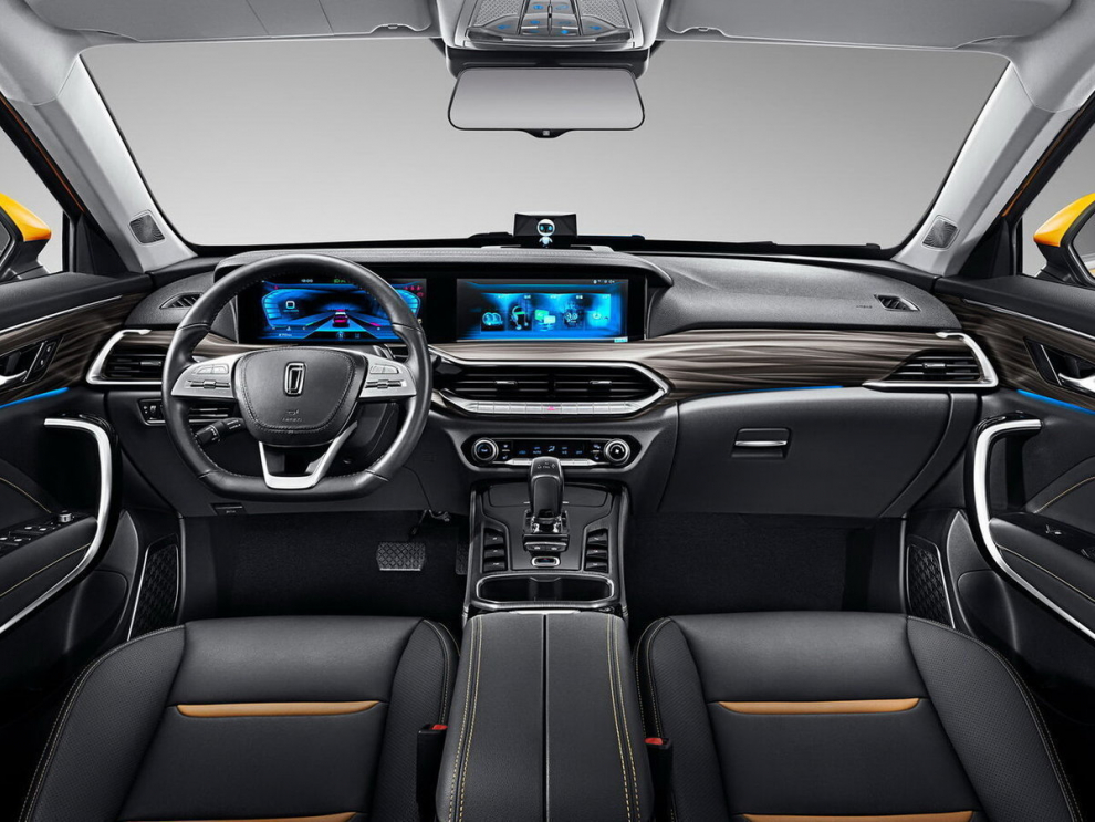 ���� FAW Bestune T77