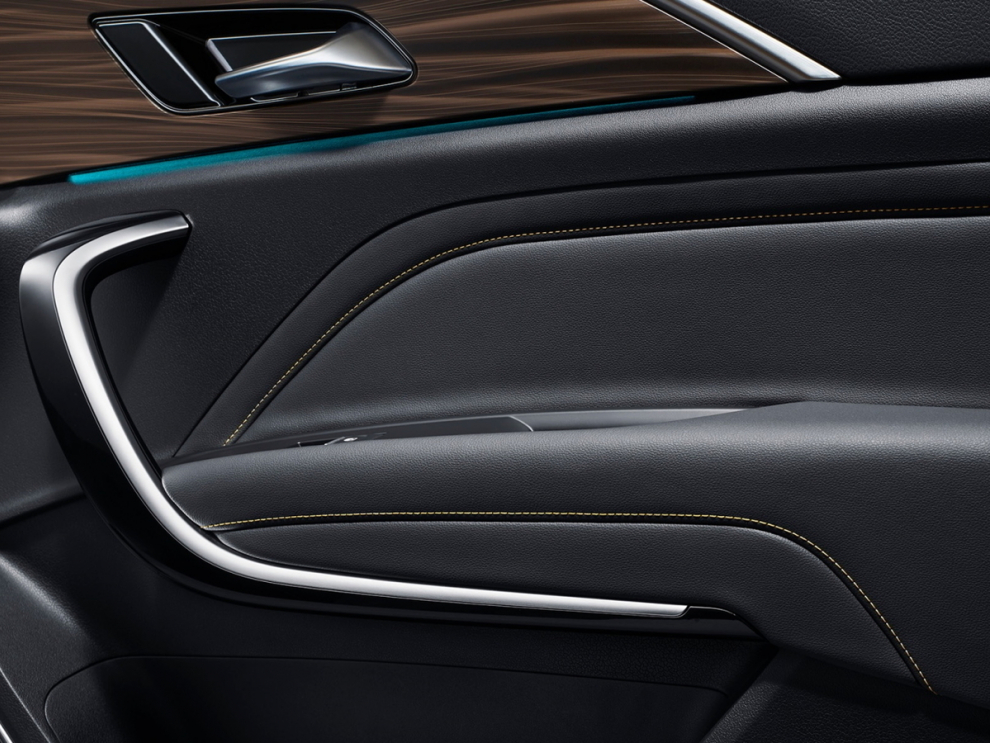 ���� FAW Bestune T77