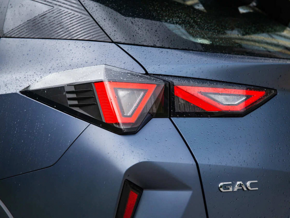 ���� GAC GS3