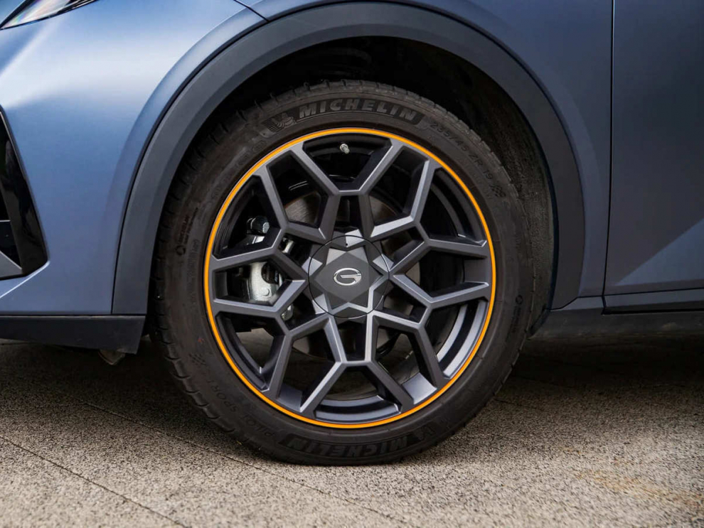 ���� GAC GS3