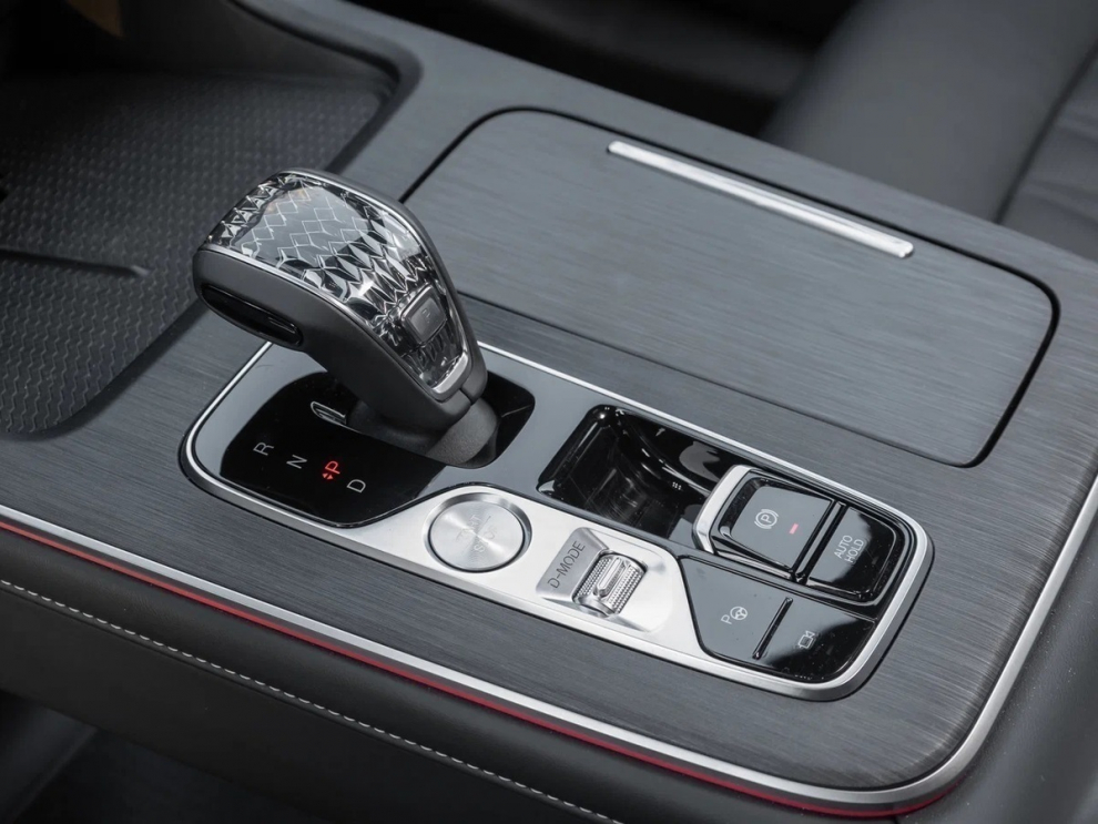 ���� GAC GS8