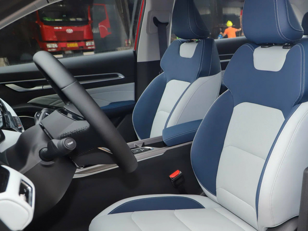 ���� Geely Emgrand New