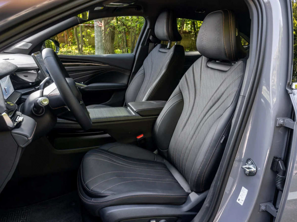 ���� Geely Preface