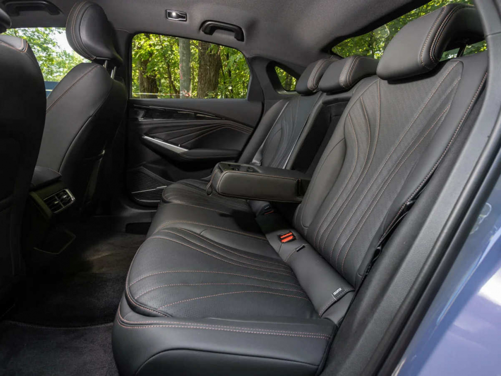 ���� Geely Preface