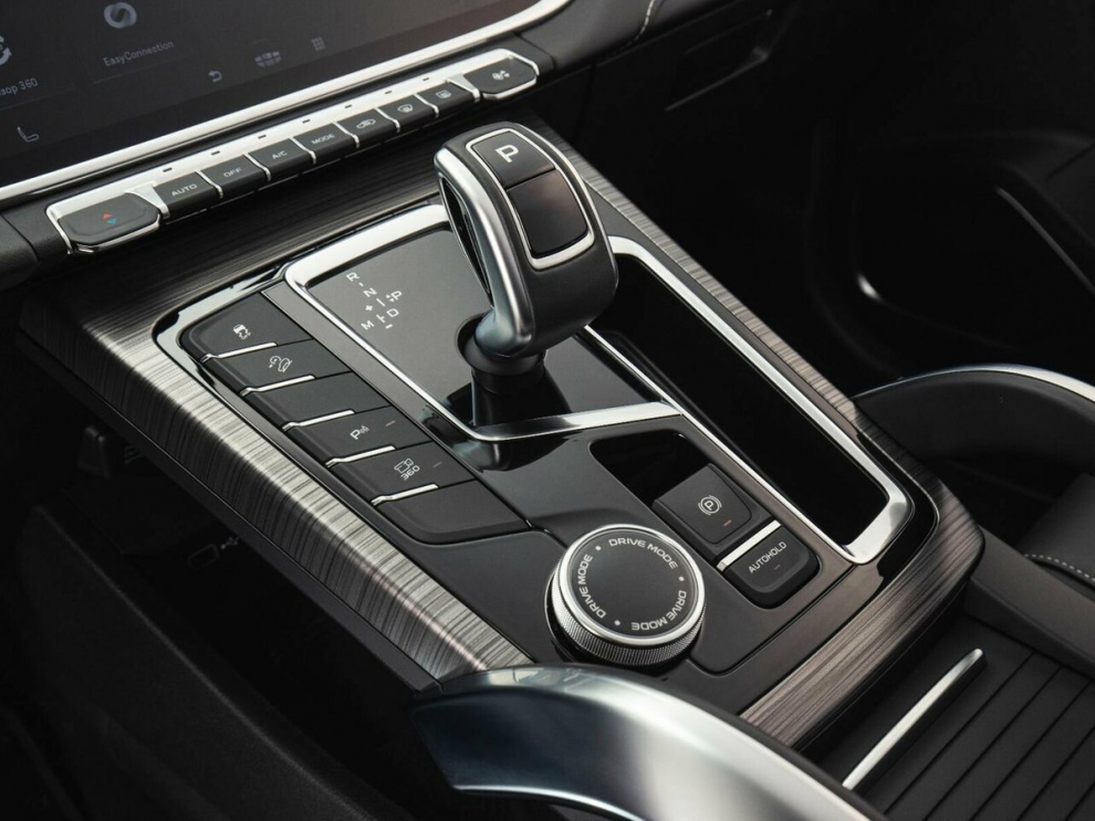 ���� Geely Atlas PRO