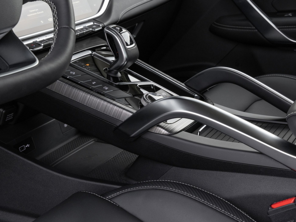 ���� Geely Atlas PRO