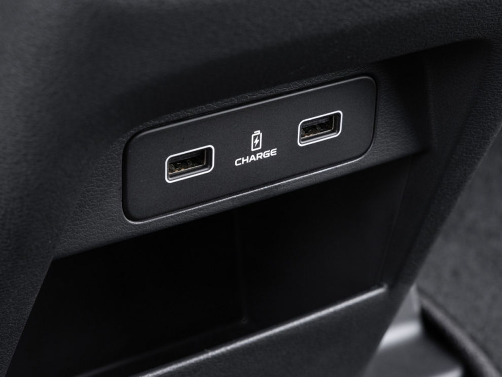 ���� Geely Atlas PRO