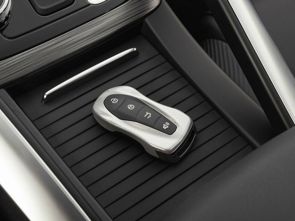 ���� Geely Atlas PRO