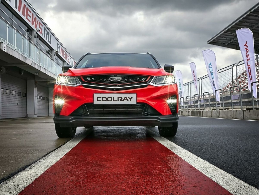 ���� Geely Coolray 