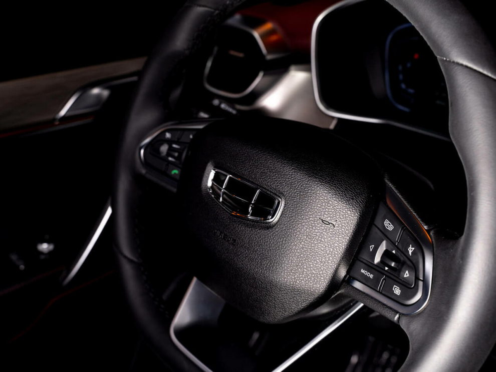 ���� Geely Coolray 