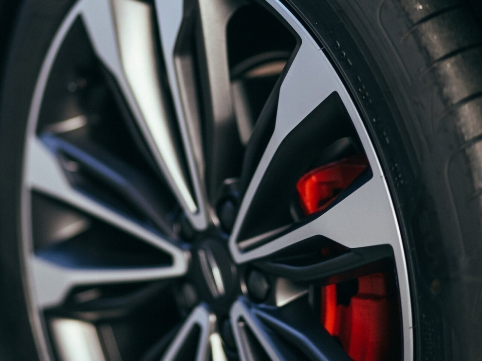 ���� Geely Tugella New