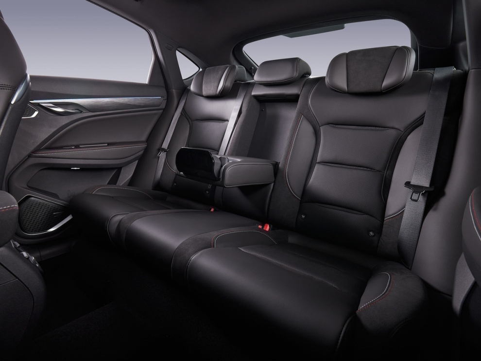 ���� Geely Tugella New