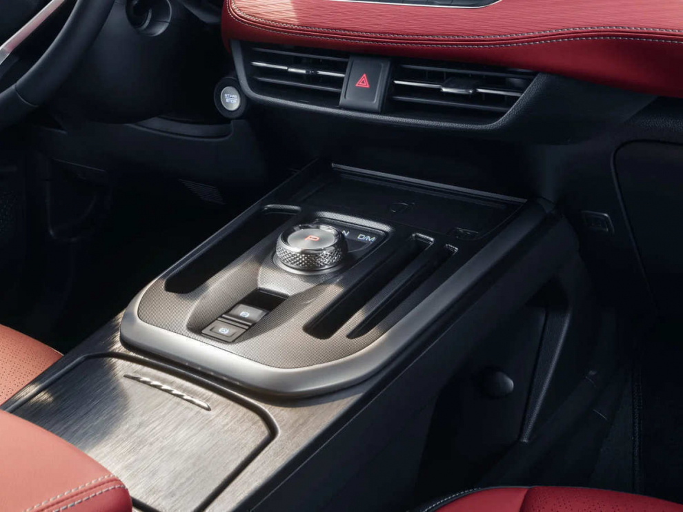 ���� Haval Jolion New