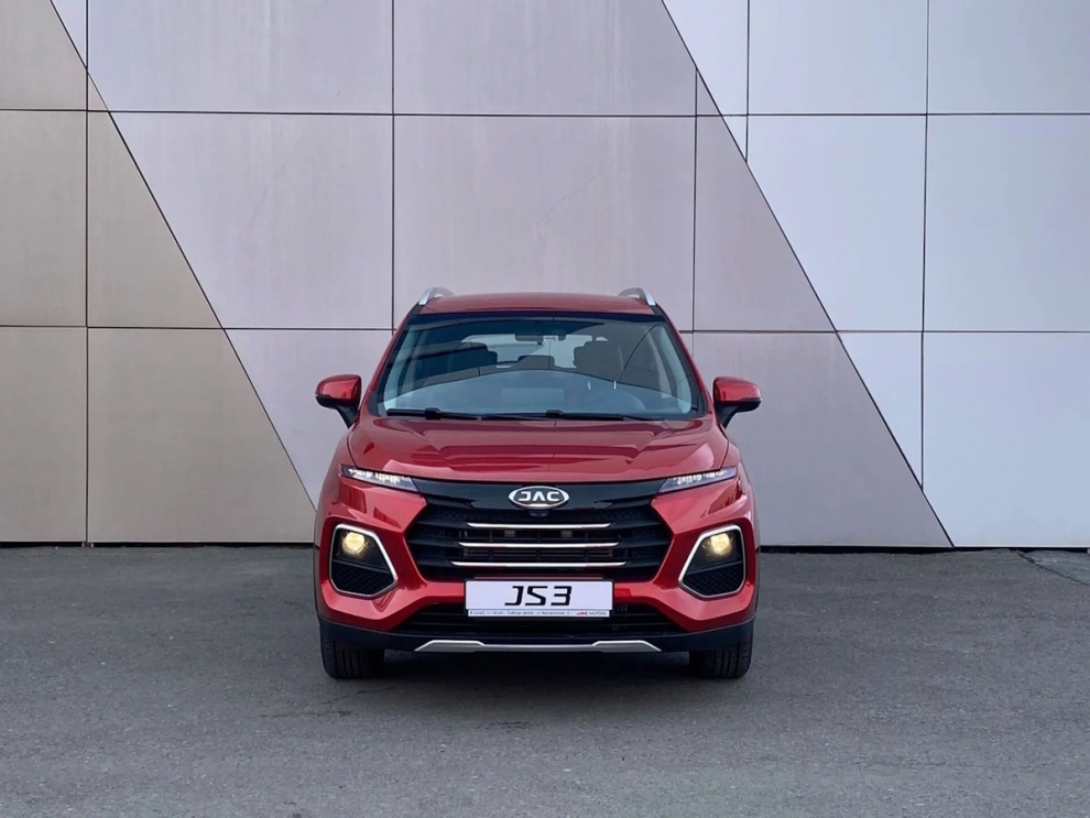 ���� JAC JS3