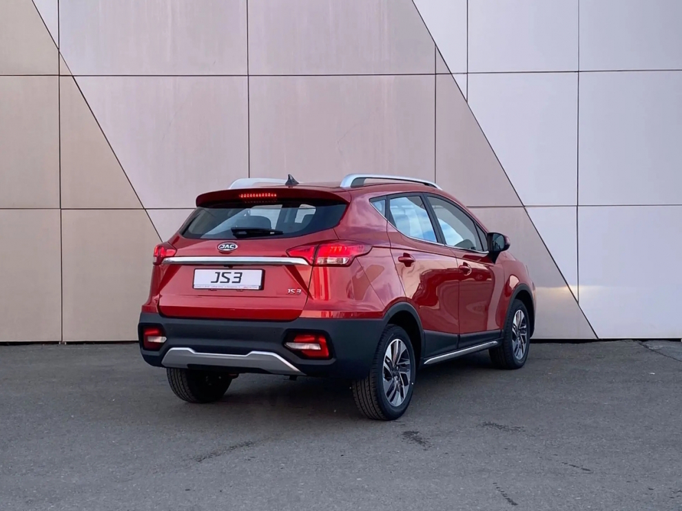 ���� JAC JS3
