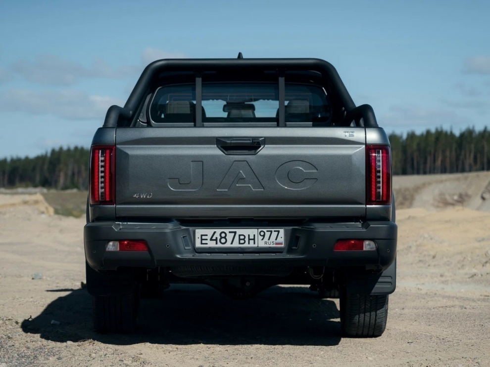 ���� JAC T9
