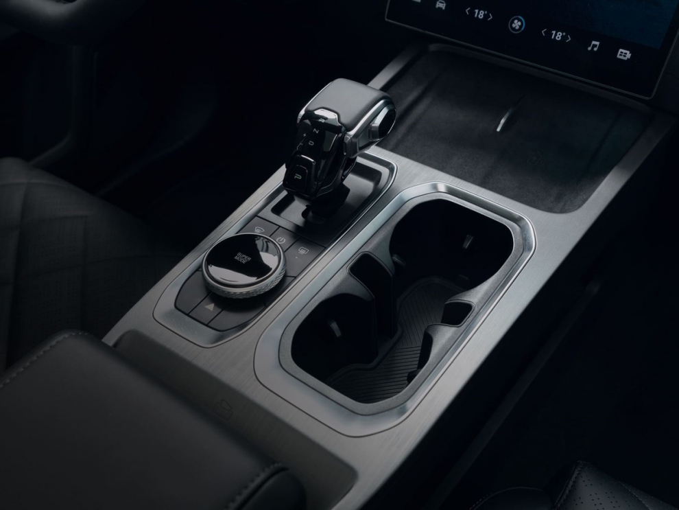 ���� JAECOO J7