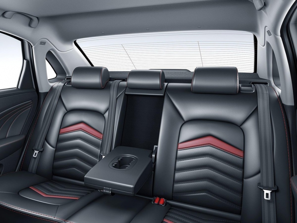 ���� KAIYI E5