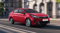  Kia Rio  / 