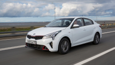  Kia Rio 