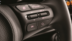   Kia Rio X / 