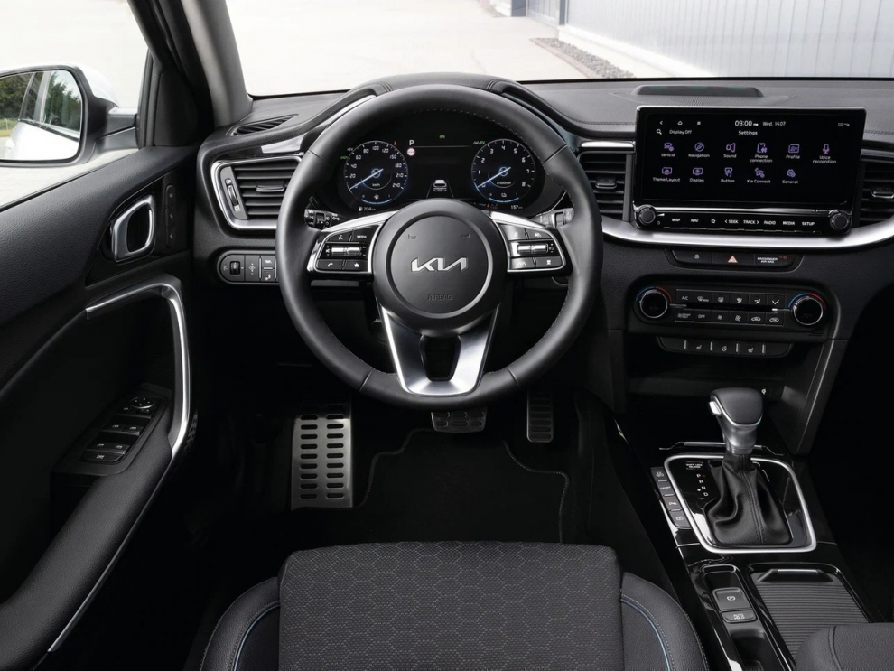 ���� Kia Ceed SW