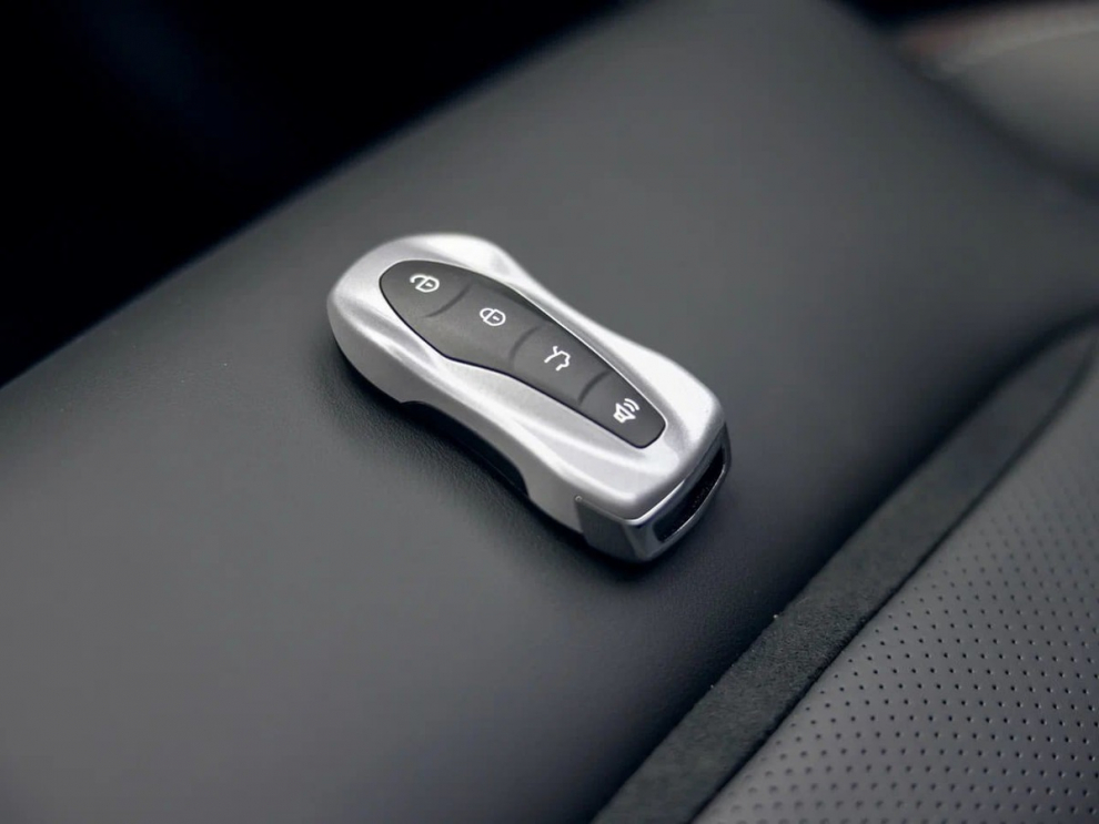 ���� KNEWSTAR 001