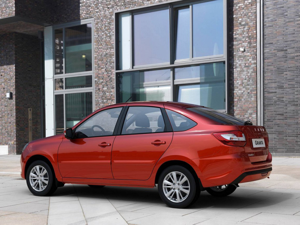 ���� Lada Granta Liftback