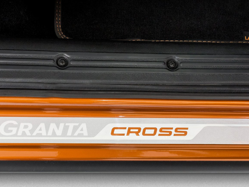 ���� Lada Granta Cross