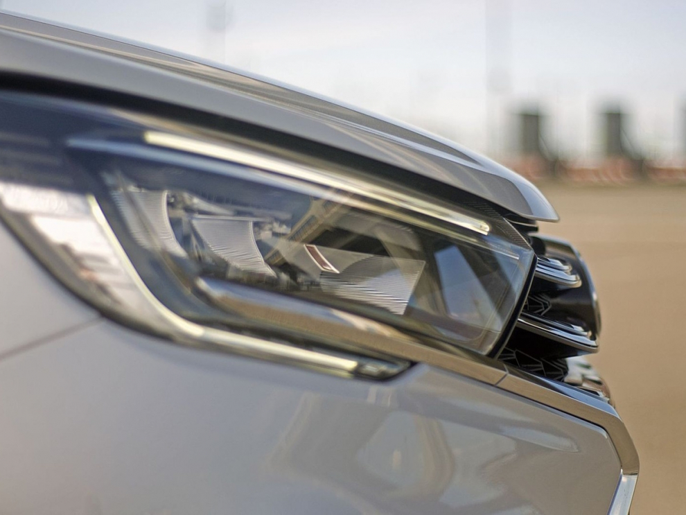  Lada Vesta New