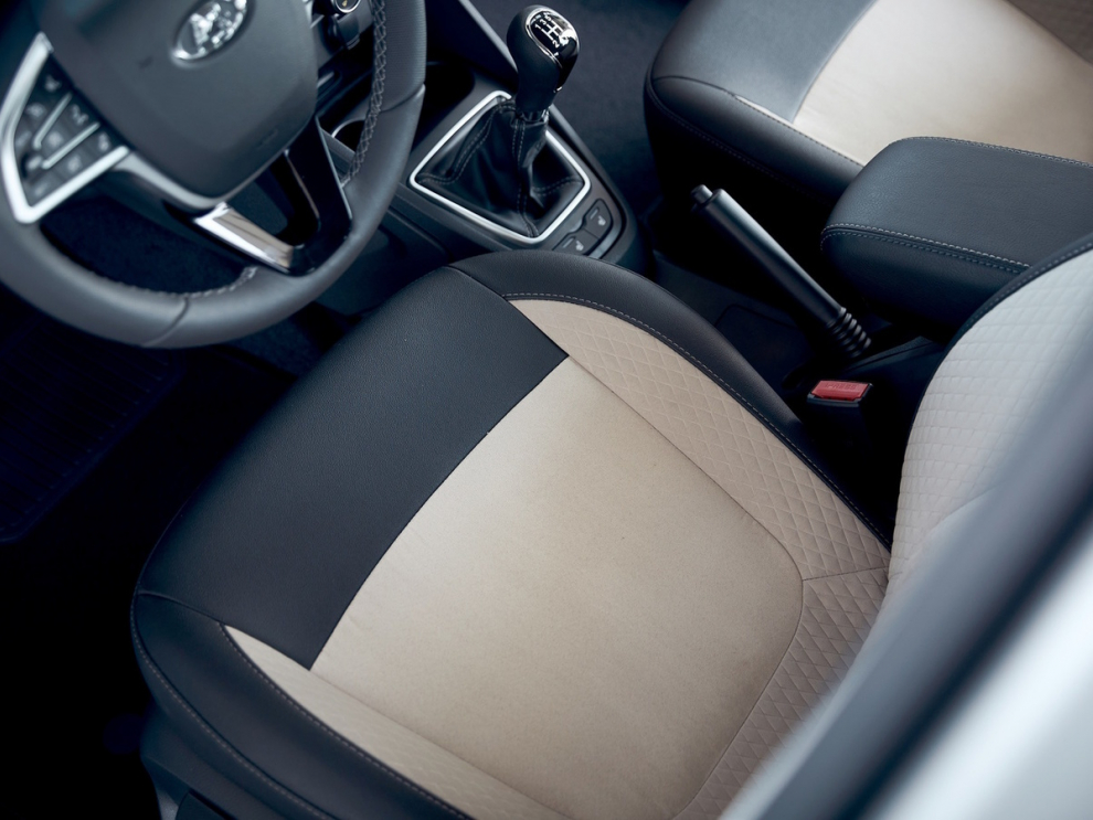  Lada Vesta New